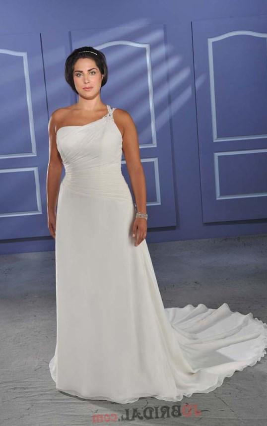 white beach wedding dress plus size