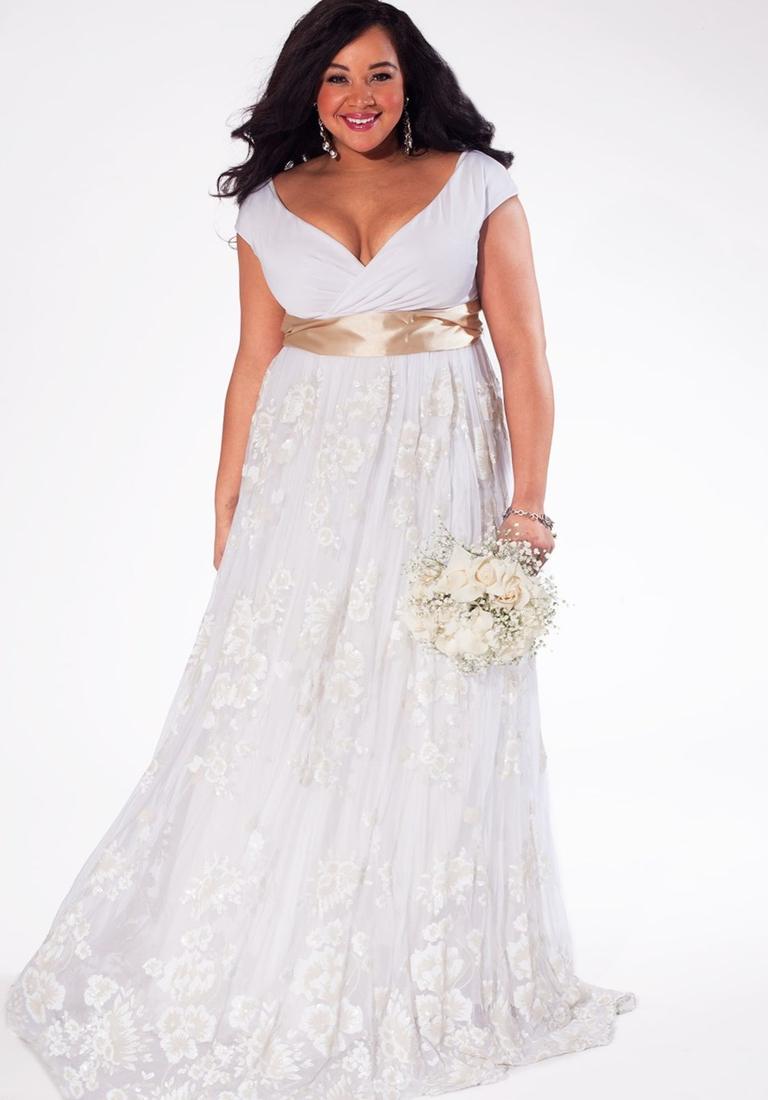 White plus size wedding dress - PlusLook.eu Collection