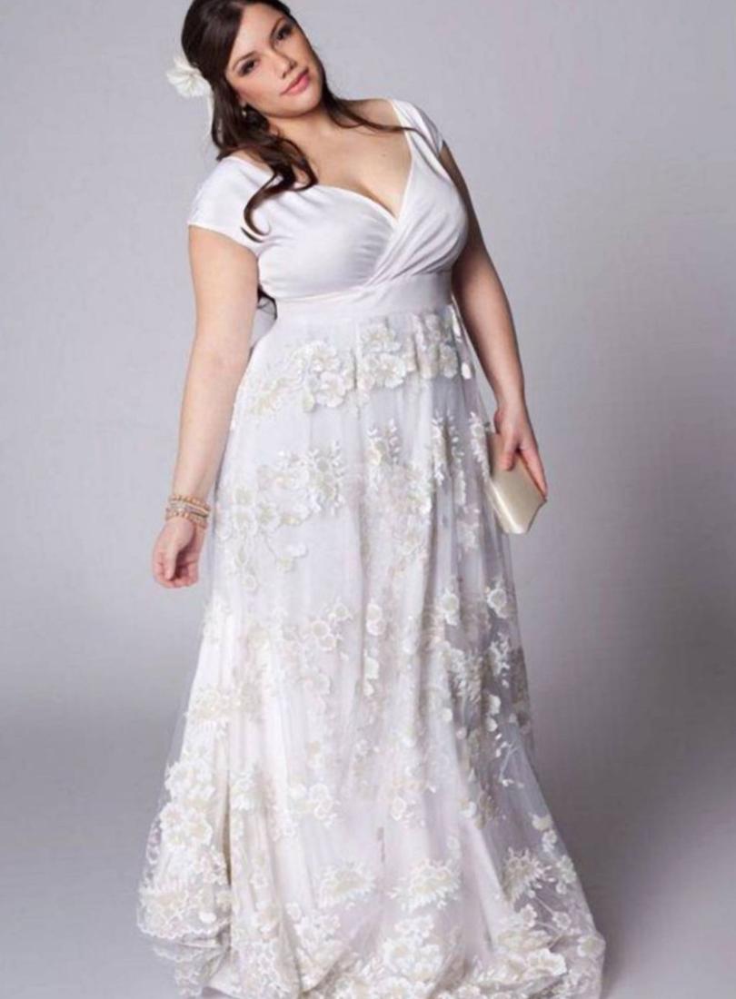Plus size wedding dresses for the beach - PlusLook.eu Collection