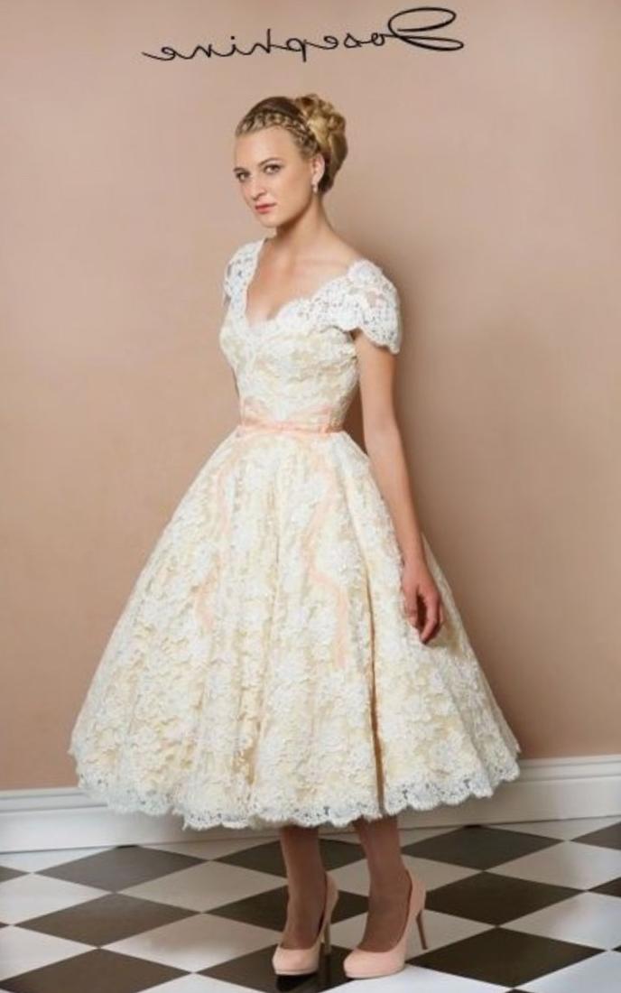 Tea length wedding dress plus size PlusLook.eu Collection