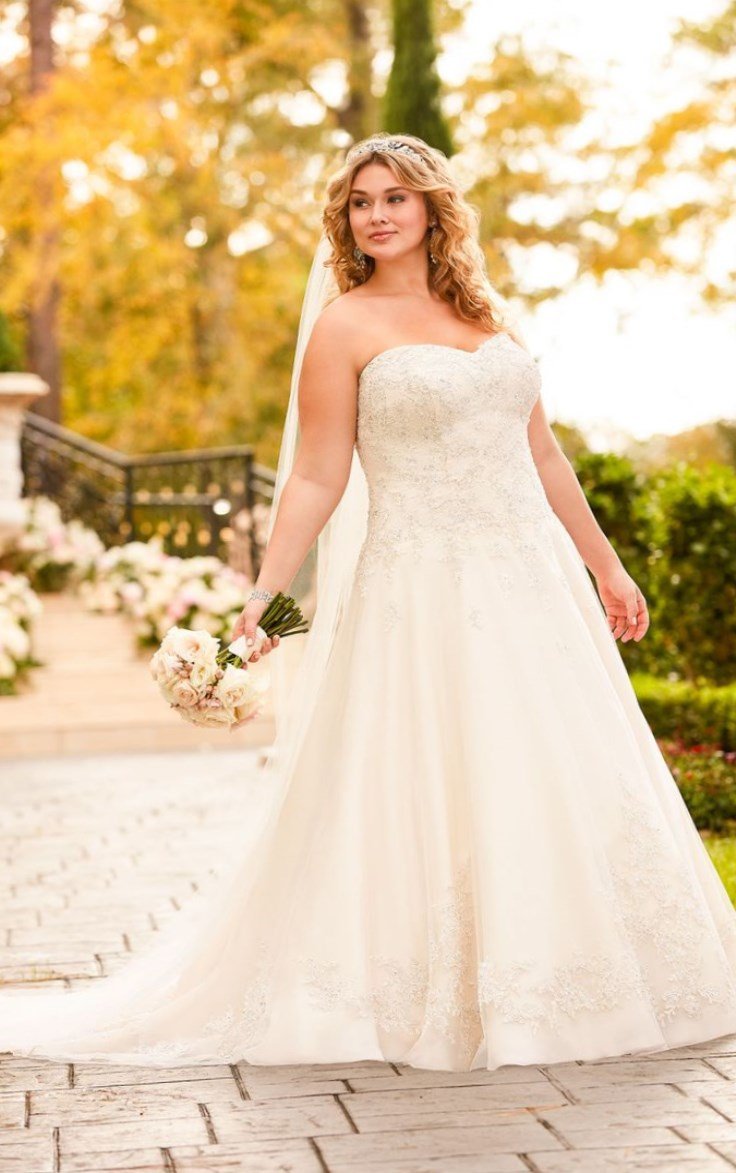 Plus Sized Wedding Dresses in the world Don t miss out | goldweddingdress1