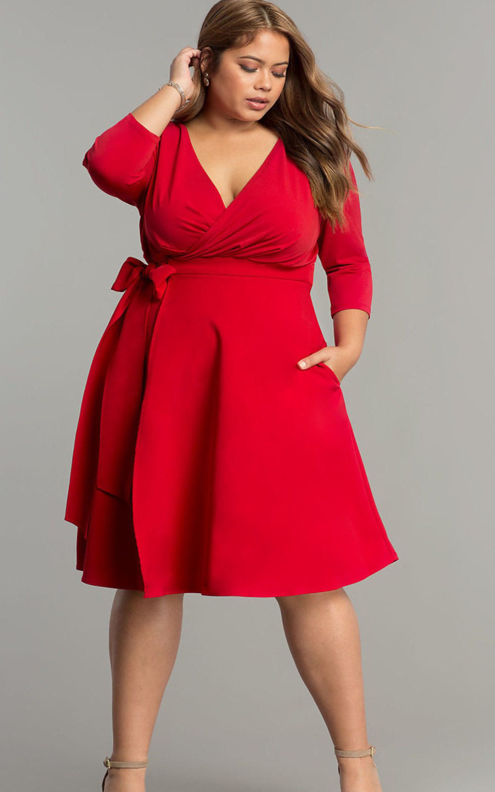 Plus size New Years eve dress 2019 - perfect for curvy women